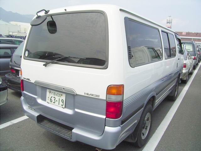 2000 Toyota Hiace Pictures