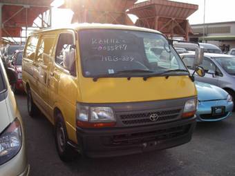 2000 Toyota Hiace Images