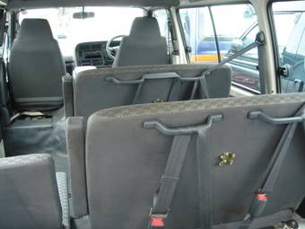 2000 Toyota Hiace Images