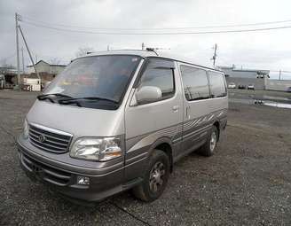 2000 Toyota Hiace Pictures