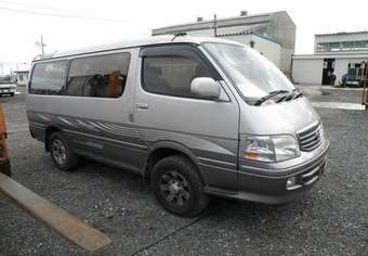 2000 Toyota Hiace Photos