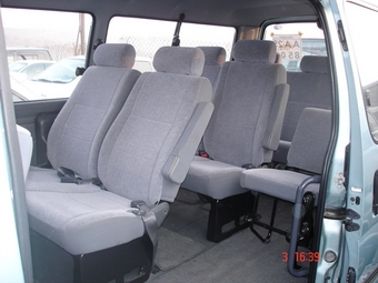 2001 Hiace