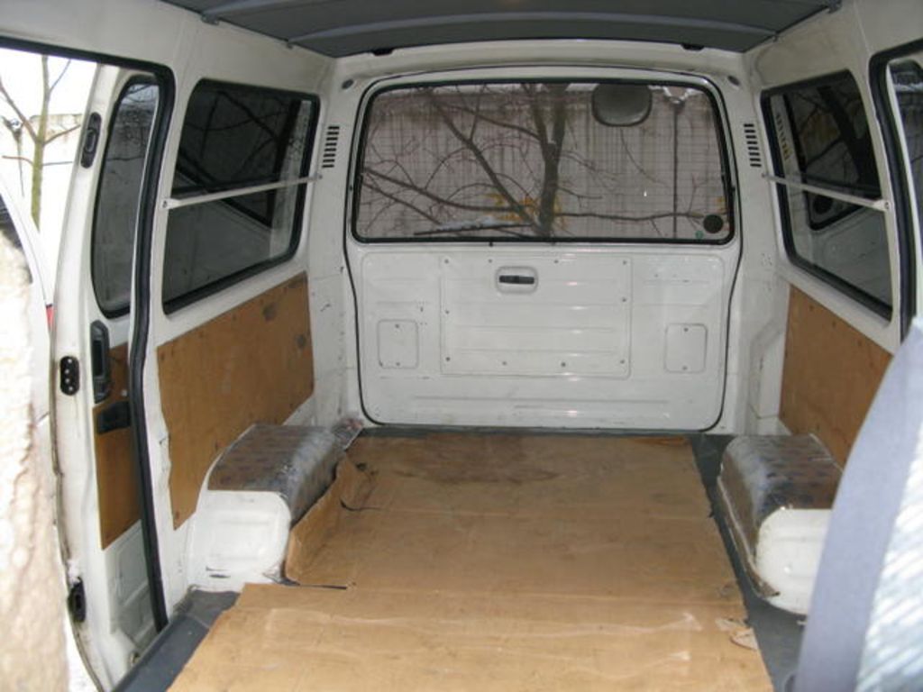 2001 Toyota Hiace