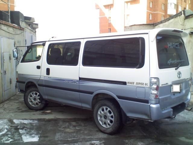 2001 Toyota Hiace