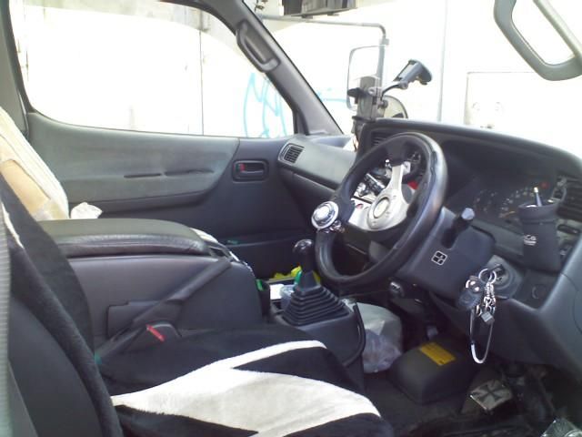 2001 Toyota Hiace