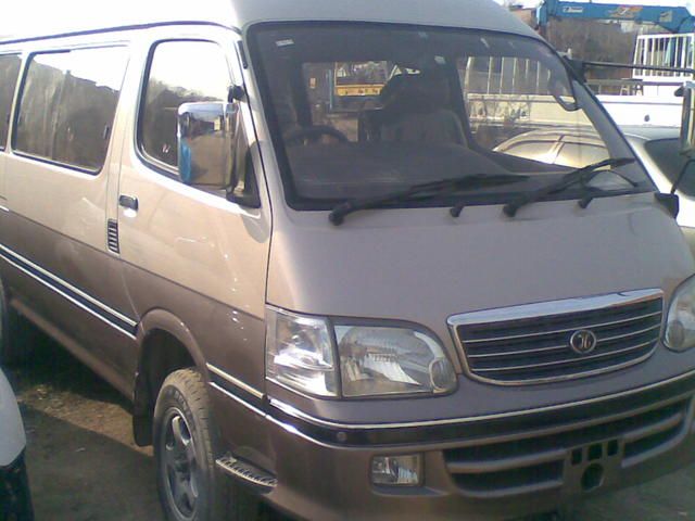 2001 Toyota Hiace