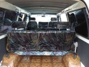 2001 Hiace