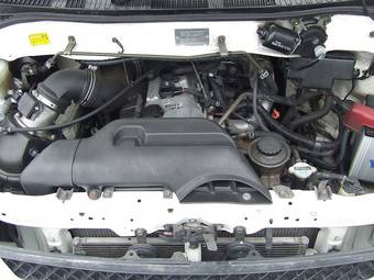 2001 Toyota Hiace Pictures