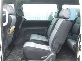 2001 Toyota Hiace Photos