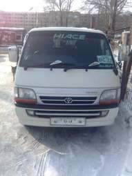 2001 Toyota Hiace Pictures