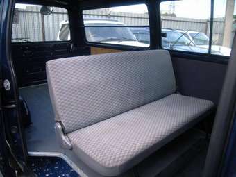 2001 Toyota Hiace Pictures