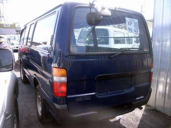 2001 Toyota Hiace Pictures