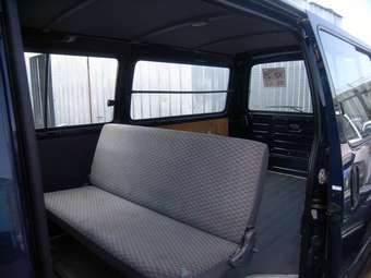 2001 Toyota Hiace Pictures