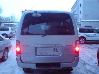2001 Toyota Hiace Photos