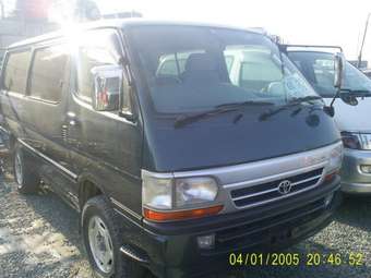 2001 Toyota Hiace Photos