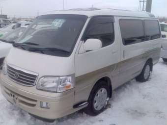 2001 Toyota Hiace Pics
