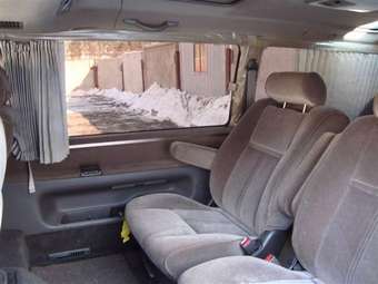 2001 Toyota Hiace Pictures