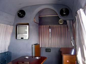 2001 Toyota Hiace Images