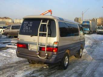 2001 Toyota Hiace Pictures