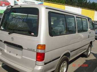 2001 Toyota Hiace Pics