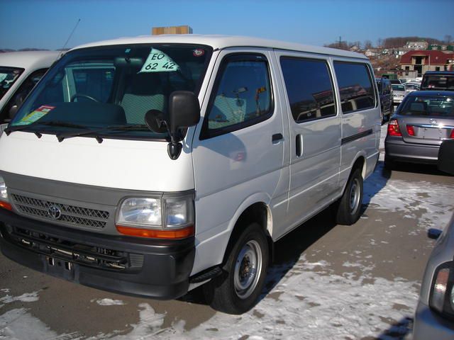 2002 Toyota Hiace