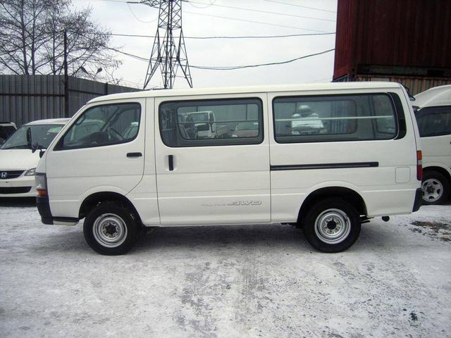 2002 Toyota Hiace