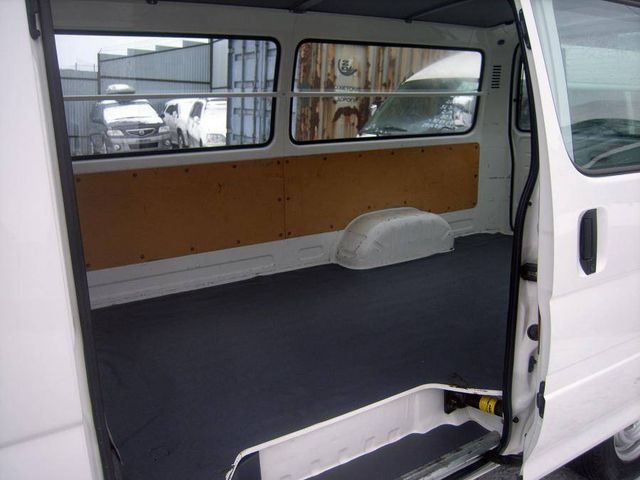 2002 Toyota Hiace