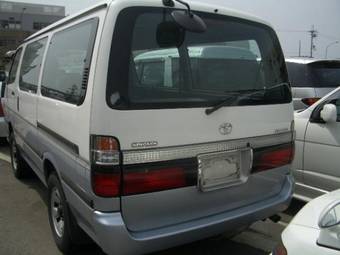 2002 Toyota Hiace Images