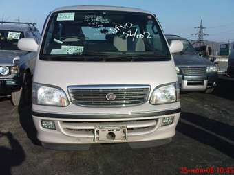 2002 Toyota Hiace Photos