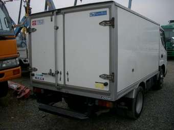 2002 Toyota Hiace Photos