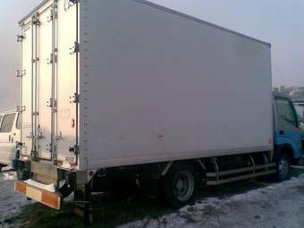 2002 Toyota Hiace Images