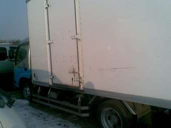 2002 Toyota Hiace Pictures
