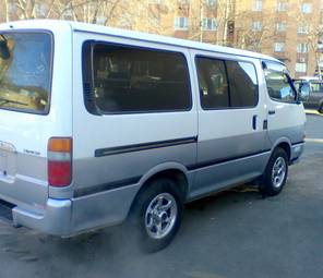 2002 Toyota Hiace Images