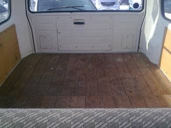 2002 Toyota Hiace Images