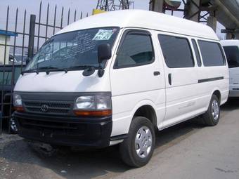 2002 Toyota Hiace Pictures