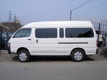 2002 Toyota Hiace Pics