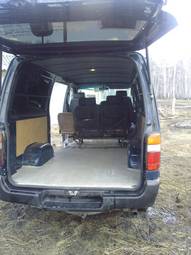 2002 Toyota Hiace Photos