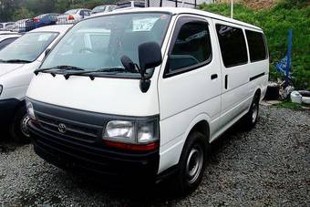 2002 Toyota Hiace Pictures