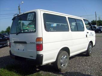 2002 Toyota Hiace Photos