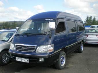 2002 Toyota Hiace Photos