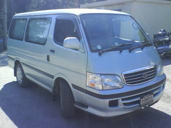 2002 Toyota Hiace Photos