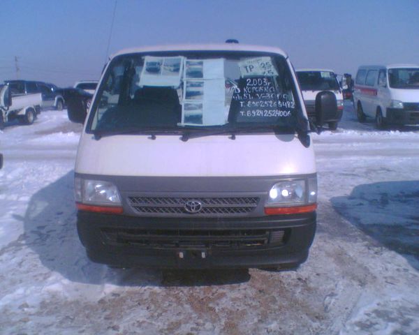 2003 Toyota Hiace