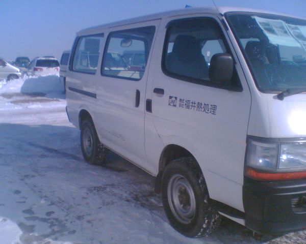 2003 Toyota Hiace