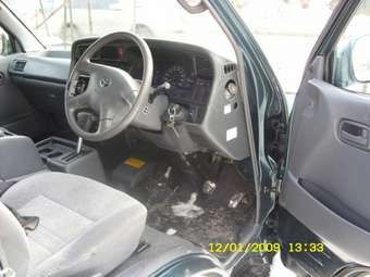 2003 Hiace