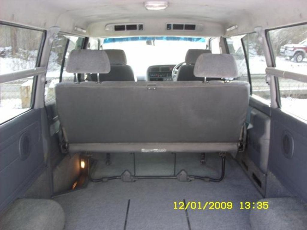2003 Toyota Hiace