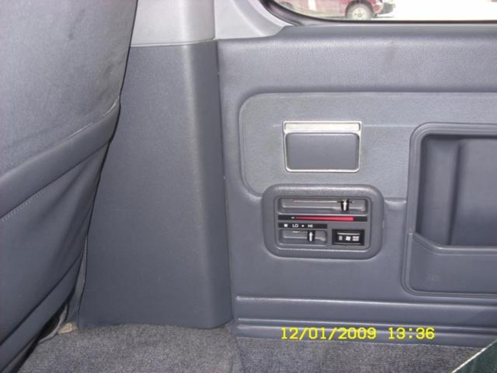 2003 Toyota Hiace