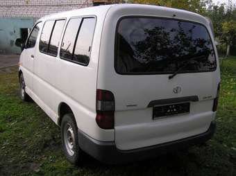 2003 Hiace