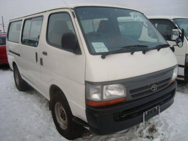 2003 Toyota Hiace