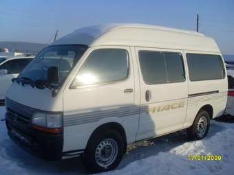 2003 Toyota Hiace Photos