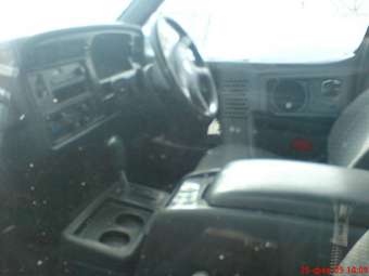 2003 Toyota Hiace Pictures